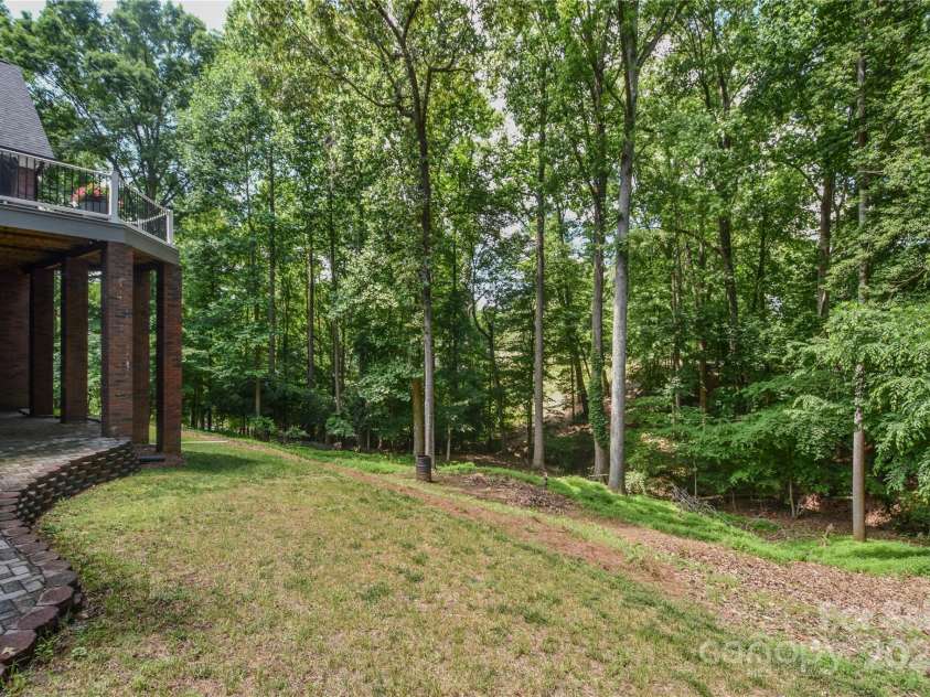 118 Tayport Drive, Troutman, NC 28166.  MLS# CAR4264920, YatesRealty ID 20566. 