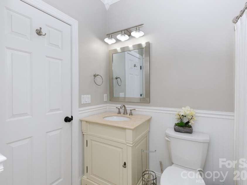 886 Hickory Stick Drive, Fort Mill, SC 29715.  MLS# CAR4377127, YatesRealty ID 20566. 