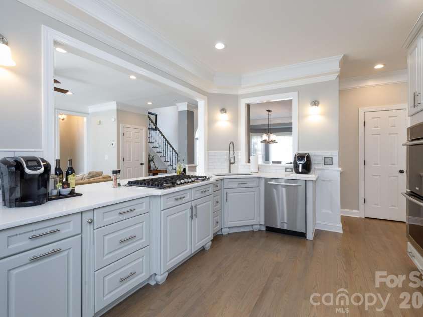 886 Hickory Stick Drive, Fort Mill, SC 29715.  MLS# CAR4377127, YatesRealty ID 20566. 