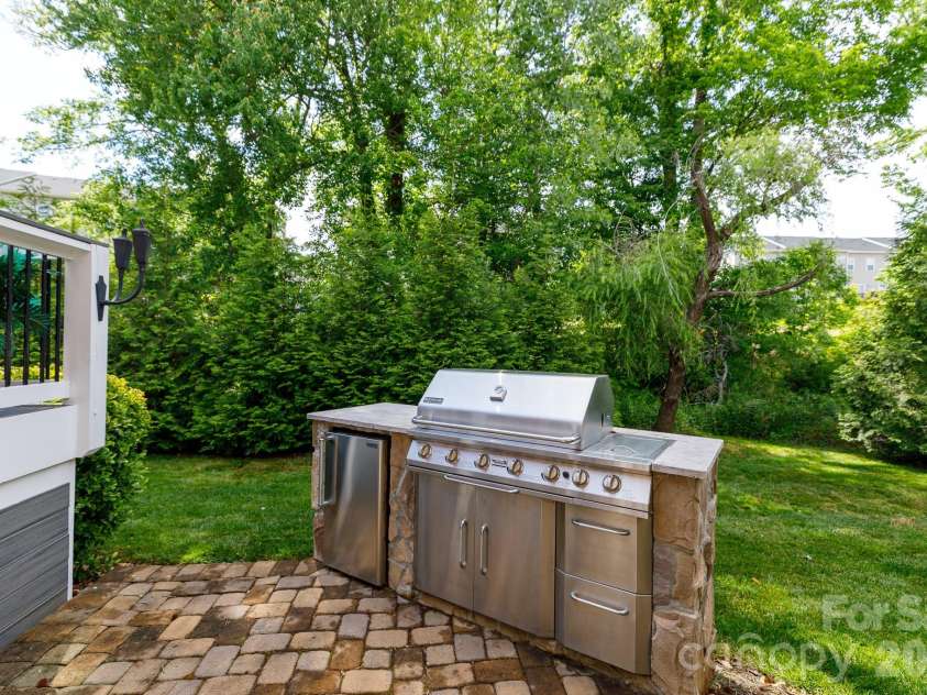 886 Hickory Stick Drive, Fort Mill, SC 29715.  MLS# CAR4377127, YatesRealty ID 20566. 