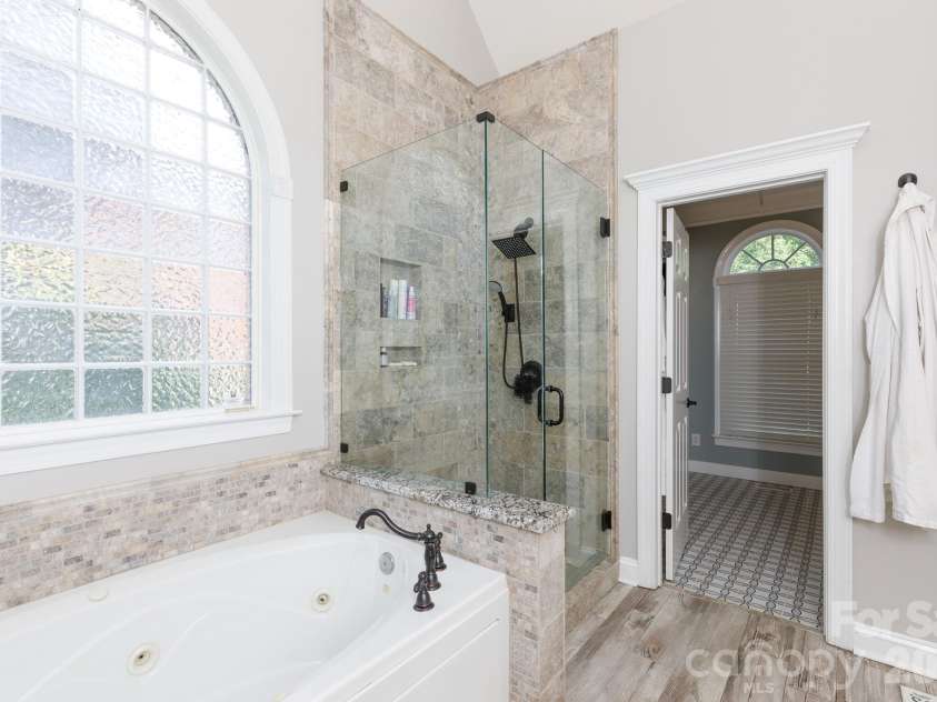 886 Hickory Stick Drive, Fort Mill, SC 29715.  MLS# CAR4377127, YatesRealty ID 20566. 
