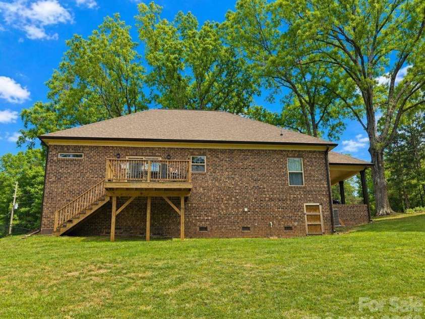 699 Sellerstown Road, Cherryville, NC 28021.  MLS# CAR4372850, YatesRealty ID 20567. 