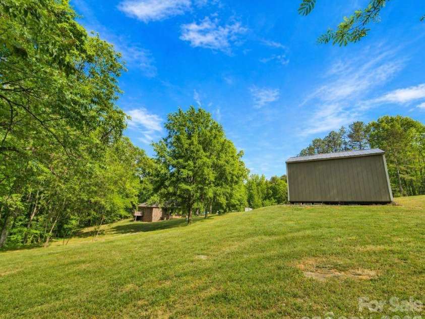 699 Sellerstown Road, Cherryville, NC 28021.  MLS# CAR4372850, YatesRealty ID 20567. 
