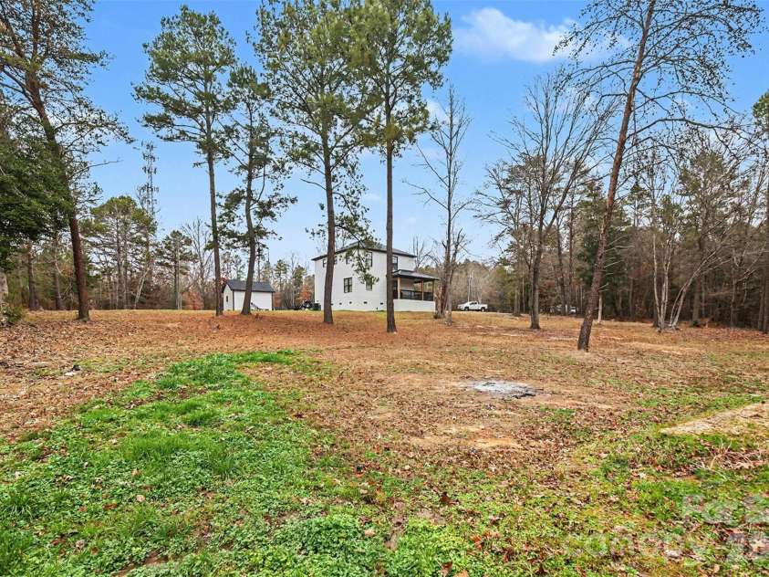 504 Six Mile Creek Road, Lancaster, SC 29720.  MLS# CAR4402606, YatesRealty ID 20568. 