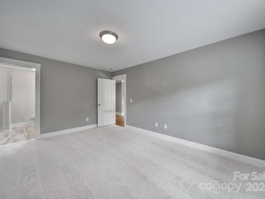 5633 Open Book Lane, Charlotte, NC 28270.  MLS# CAR4255035, YatesRealty ID 2057. 