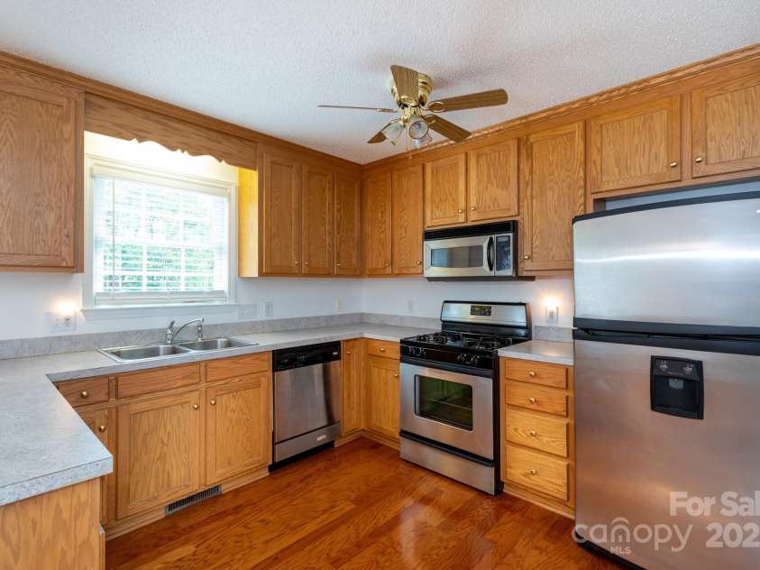 328 Burrage Road, Concord, NC 28025.  MLS# CAR4267959, YatesRealty ID 20570. 