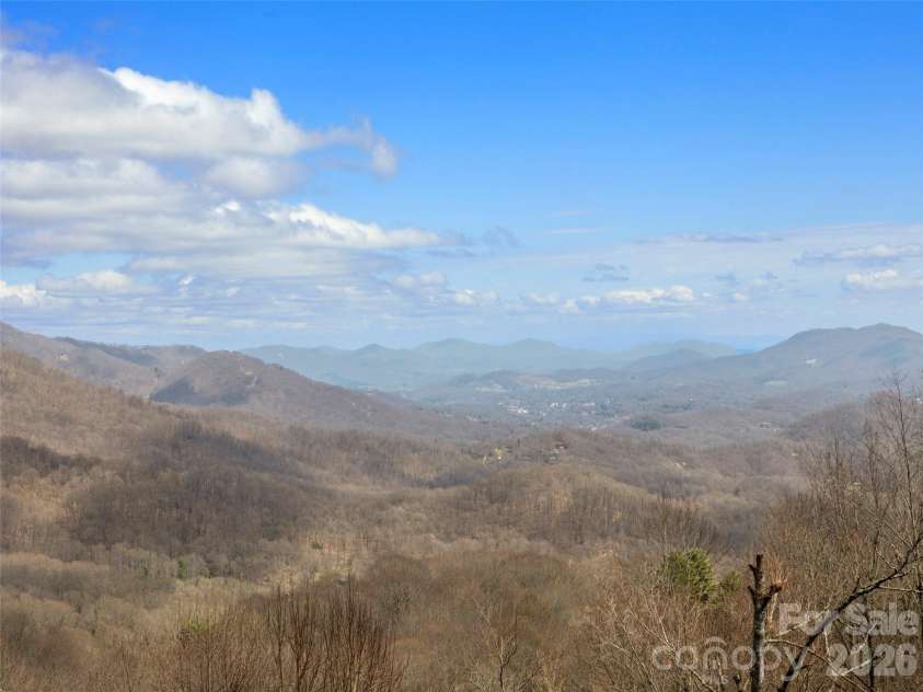 220 Dulcimer Lane, Waynesville, NC 28786.  MLS# CAR4367759, YatesRealty ID 20572. 