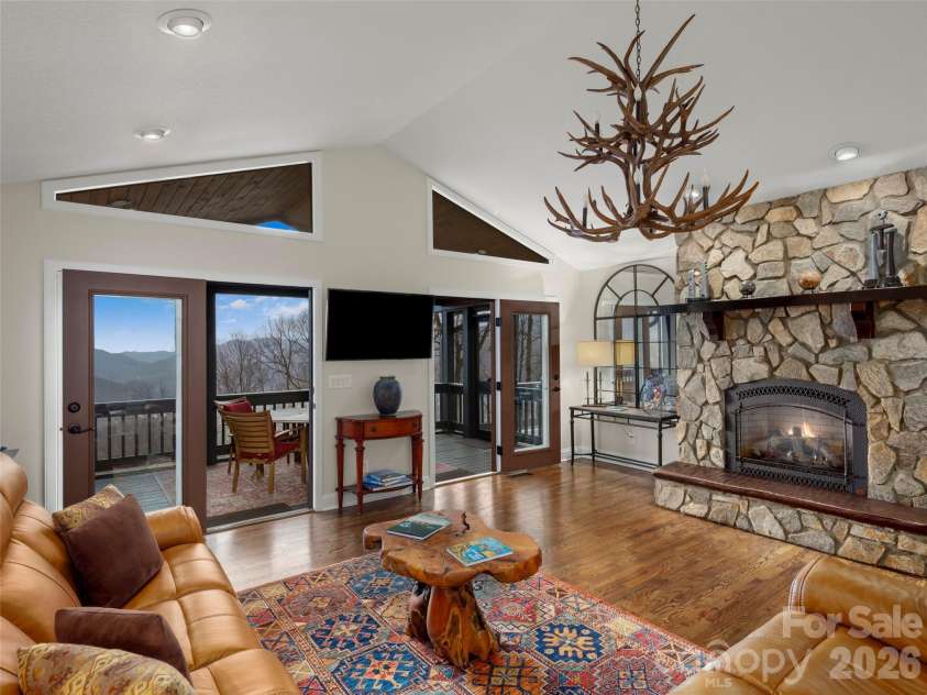 220 Dulcimer Lane, Waynesville, NC 28786.  MLS# CAR4367759, YatesRealty ID 20572. 