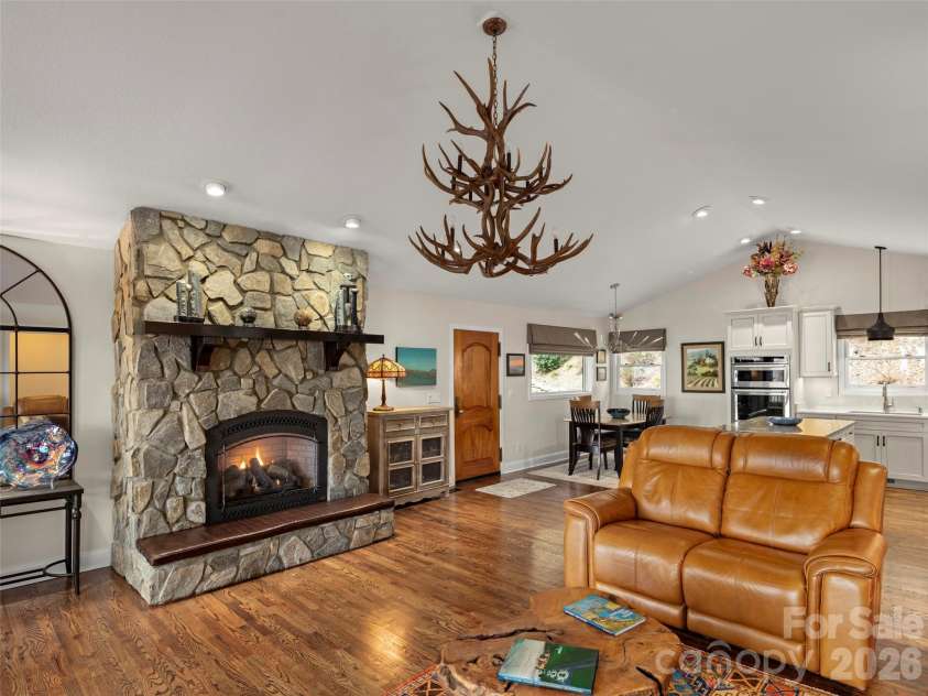 220 Dulcimer Lane, Waynesville, NC 28786.  MLS# CAR4367759, YatesRealty ID 20572. 