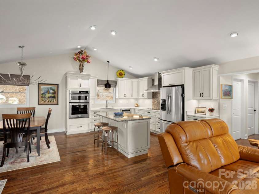 220 Dulcimer Lane, Waynesville, NC 28786.  MLS# CAR4367759, YatesRealty ID 20572. 