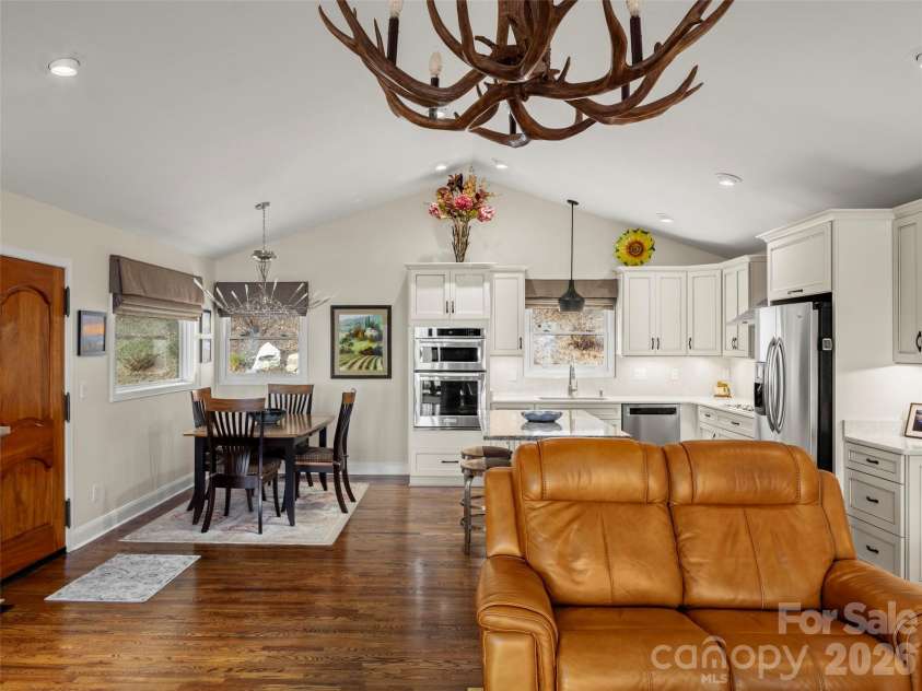 220 Dulcimer Lane, Waynesville, NC 28786.  MLS# CAR4367759, YatesRealty ID 20572. 