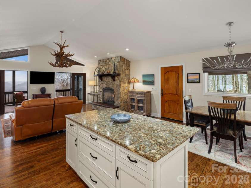 220 Dulcimer Lane, Waynesville, NC 28786.  MLS# CAR4367759, YatesRealty ID 20572. 