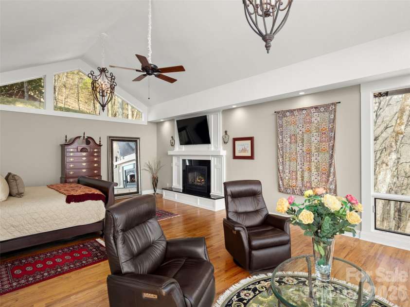 220 Dulcimer Lane, Waynesville, NC 28786.  MLS# CAR4367759, YatesRealty ID 20572. 