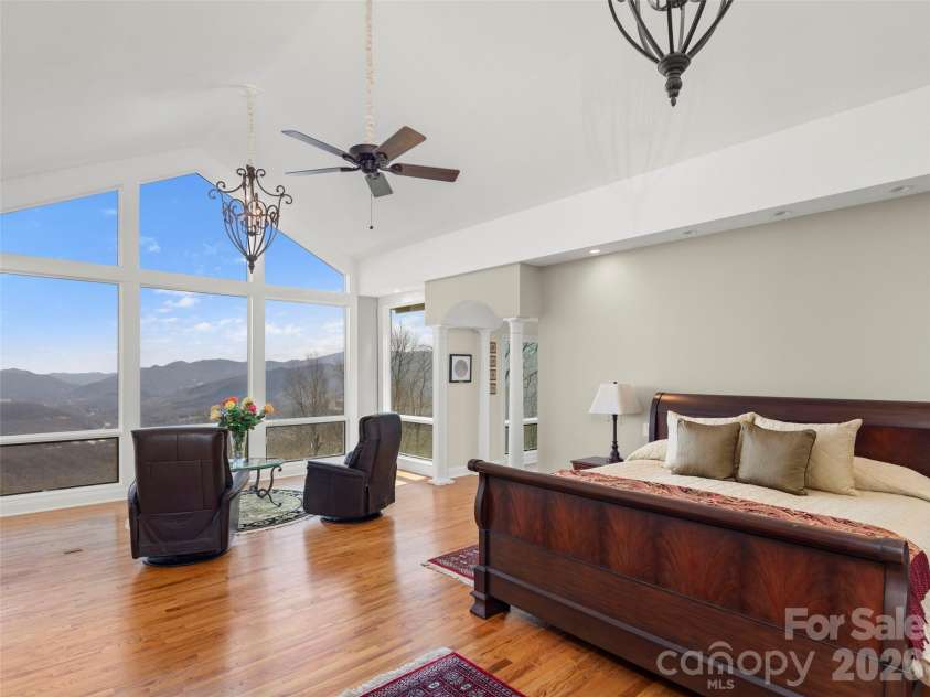 220 Dulcimer Lane, Waynesville, NC 28786.  MLS# CAR4367759, YatesRealty ID 20572. 