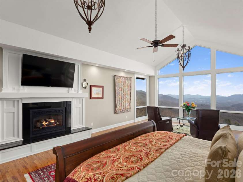220 Dulcimer Lane, Waynesville, NC 28786.  MLS# CAR4367759, YatesRealty ID 20572. 