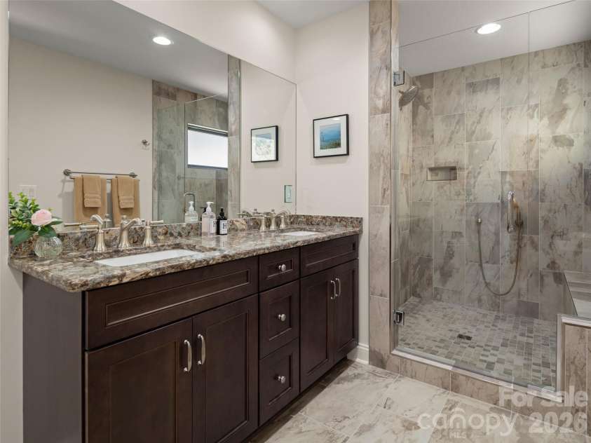 220 Dulcimer Lane, Waynesville, NC 28786.  MLS# CAR4367759, YatesRealty ID 20572. 