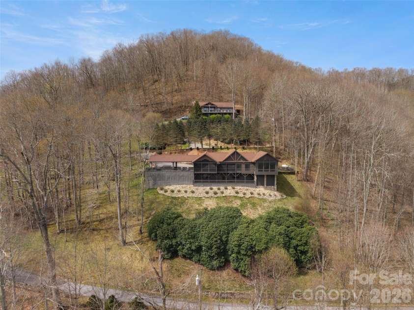 220 Dulcimer Lane, Waynesville, NC 28786.  MLS# CAR4367759, YatesRealty ID 20572. 