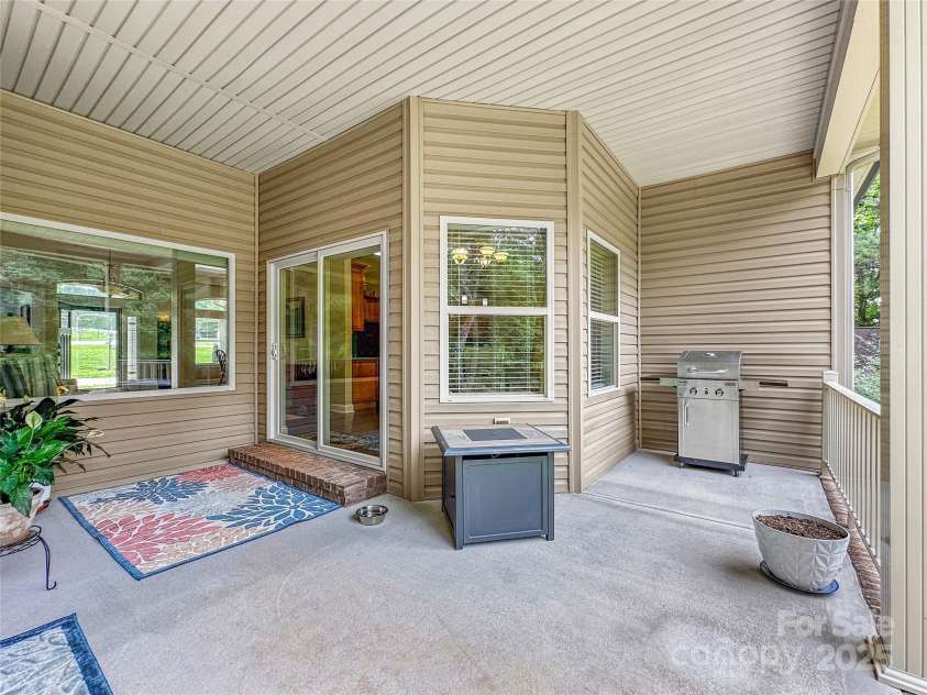 106 Pier Point Drive, Stony Point, NC 28678.  MLS# CAR4269505, YatesRealty ID 20573. 