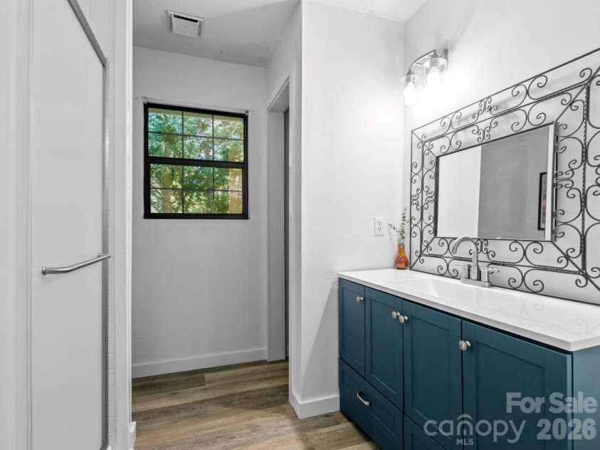 103 Rainbow Lane, Black Mountain, NC 28711.  MLS# CAR4372453, YatesRealty ID 20574. 