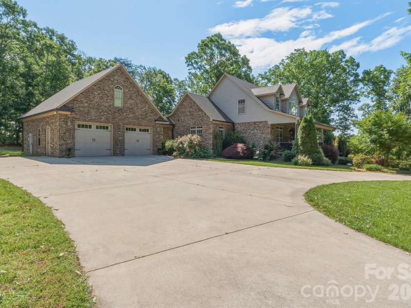 6777 Houser Farm Road, Vale, NC 28168.  MLS# CAR4375125, YatesRealty ID 20575. 