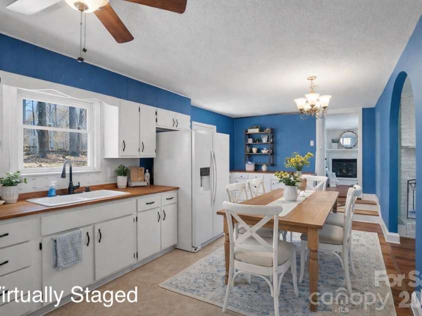 10608 Glenmac Road, Charlotte, NC 28215.  MLS# CAR4346750, YatesRealty ID 20576. Virtually Staged Kitchen and Dining Area!