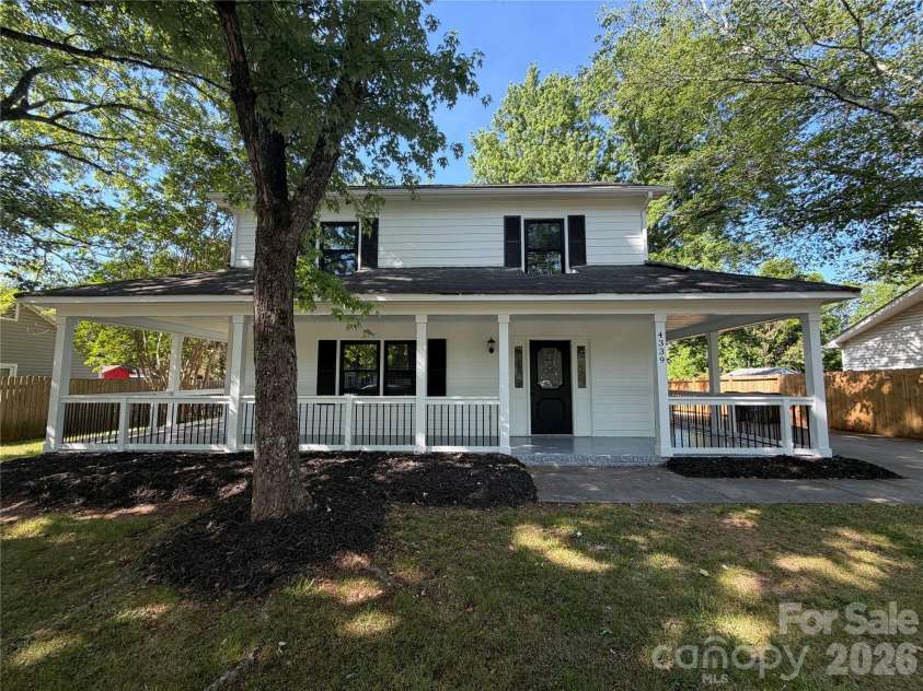 4339 Bathurst Drive, Charlotte, NC 28227.  MLS# CAR4374926, YatesRealty ID 20577. 