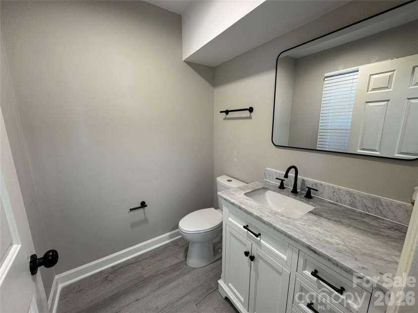 4339 Bathurst Drive, Charlotte, NC 28227.  MLS# CAR4374926, YatesRealty ID 20577. 