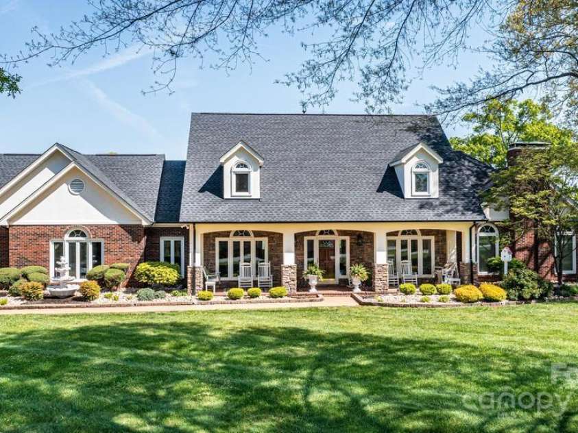 5544 Quail Creek Drive, Granite Falls, NC 28630.  MLS# CAR4225286, YatesRealty ID 20577. 