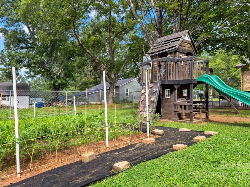 233 Church Street, Ellenboro, NC 28040.  MLS# CAR4271132, YatesRealty ID 20578. Gardens and more Gardens