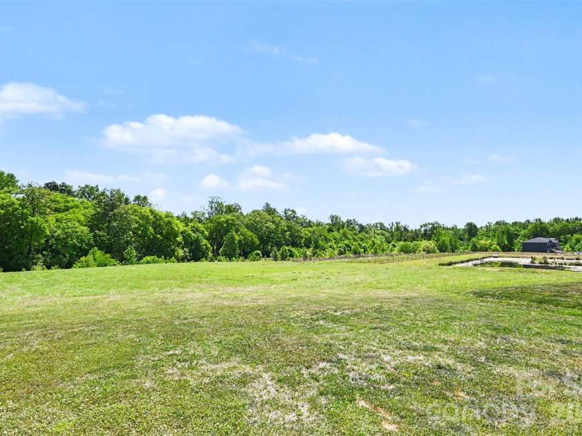 3294 Kelsey Plaza, Kannapolis, NC 28081.  MLS# CAR4377177, YatesRealty ID 20579. 