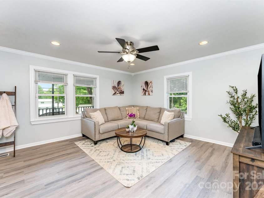 910 A Street, Kannapolis, NC 28081.  MLS# CAR4264488, YatesRealty ID 20579. 