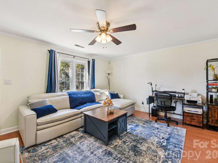 6025 Crape Myrtle Lane, Charlotte, NC 28216.  MLS# CAR4327865, YatesRealty ID 2058. 