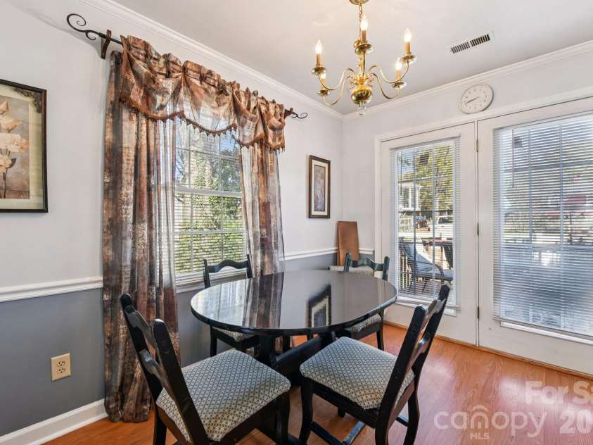 6025 Crape Myrtle Lane, Charlotte, NC 28216.  MLS# CAR4327865, YatesRealty ID 2058. 