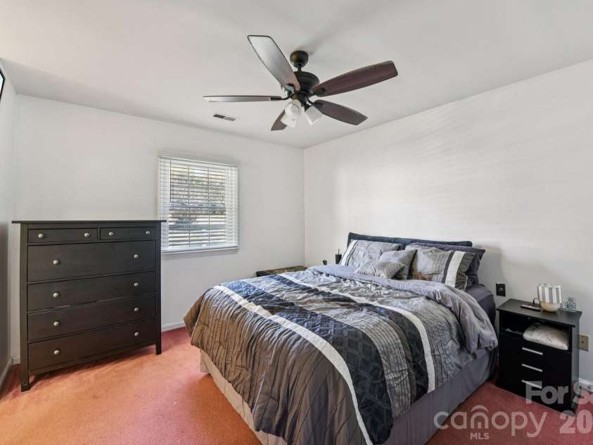 6025 Crape Myrtle Lane, Charlotte, NC 28216.  MLS# CAR4327865, YatesRealty ID 2058. 