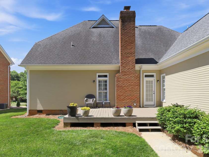 5306 Berrywood Lane, Monroe, NC 28110.  MLS# CAR4378812, YatesRealty ID 20580. 