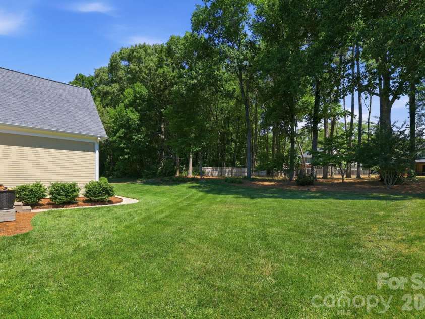 5306 Berrywood Lane, Monroe, NC 28110.  MLS# CAR4378812, YatesRealty ID 20580. 