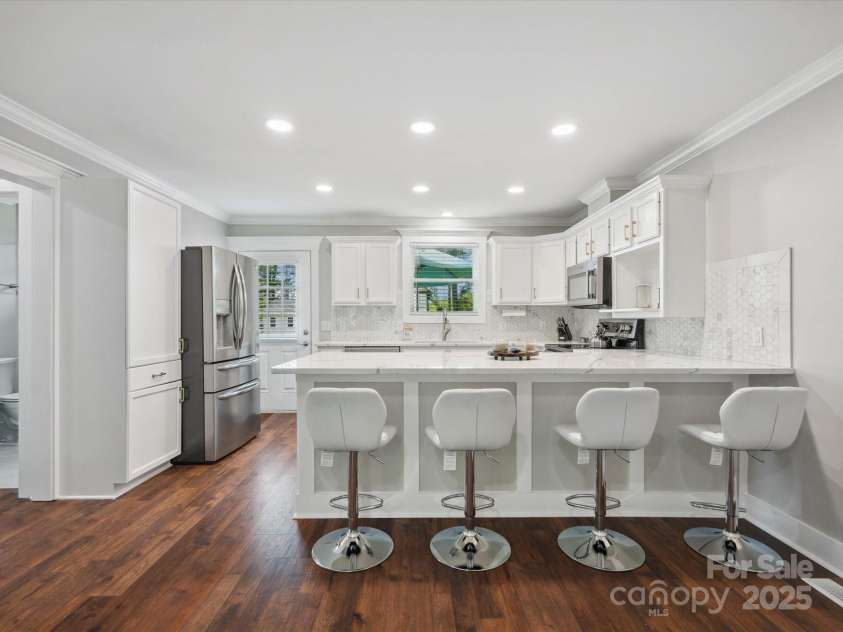 195 Bluebird Lane, Salisbury, NC 28146.  MLS# CAR4259402, YatesRealty ID 20581. Kitchen