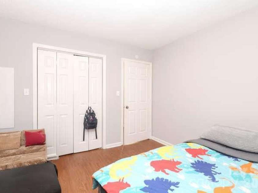 1401 Mauney Avenue, Gastonia, NC 28052.  MLS# CAR4363159, YatesRealty ID 20582. 