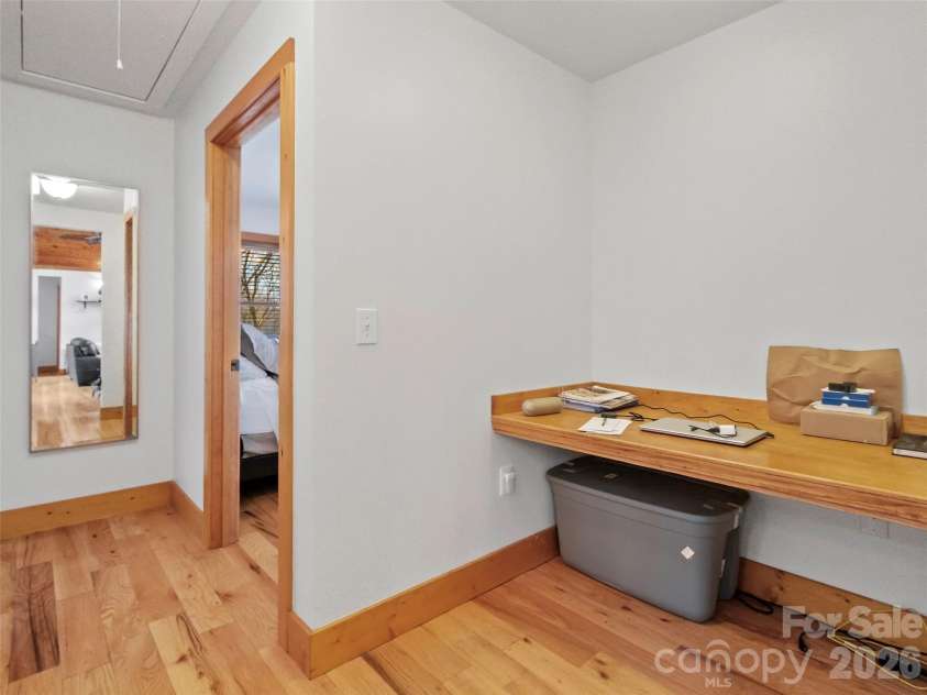 462 Little Mountain Road, Bakersville, NC 28705.  MLS# CAR4372951, YatesRealty ID 20583. 