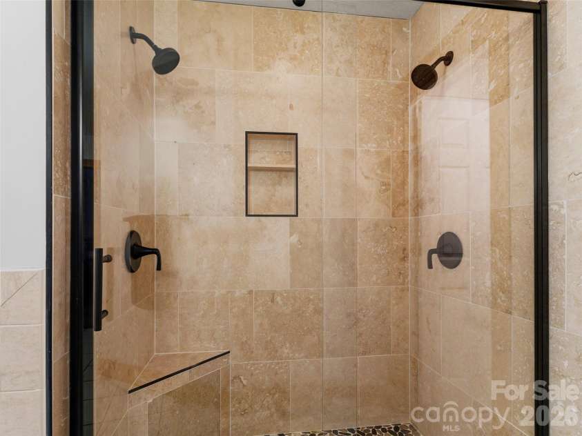 462 Little Mountain Road, Bakersville, NC 28705.  MLS# CAR4372951, YatesRealty ID 20583. Primary Bathroom