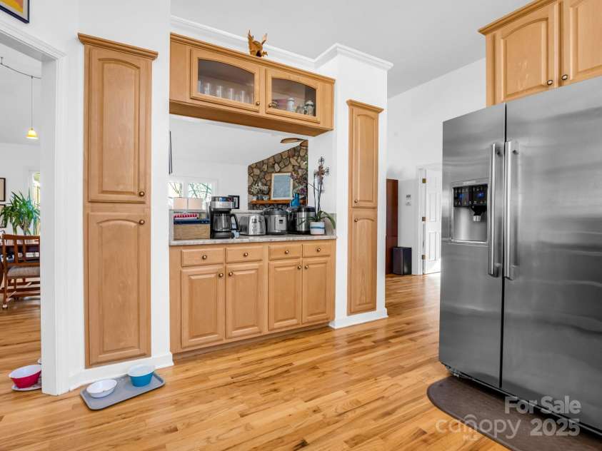 84 Usdasdi Drive, Brevard, NC 28712.  MLS# CAR4205380, YatesRealty ID 20583. 