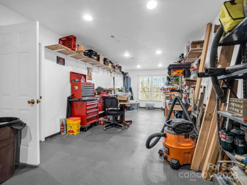 84 Usdasdi Drive, Brevard, NC 28712.  MLS# CAR4205380, YatesRealty ID 20583. 