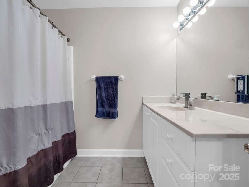 84 Usdasdi Drive, Brevard, NC 28712.  MLS# CAR4205380, YatesRealty ID 20583. 