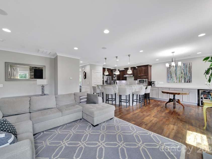 2015 Knocktree Drive, Indian Trail, NC 28079.  MLS# CAR4255380, YatesRealty ID 20584. 