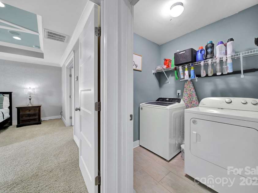 2015 Knocktree Drive, Indian Trail, NC 28079.  MLS# CAR4255380, YatesRealty ID 20584. 