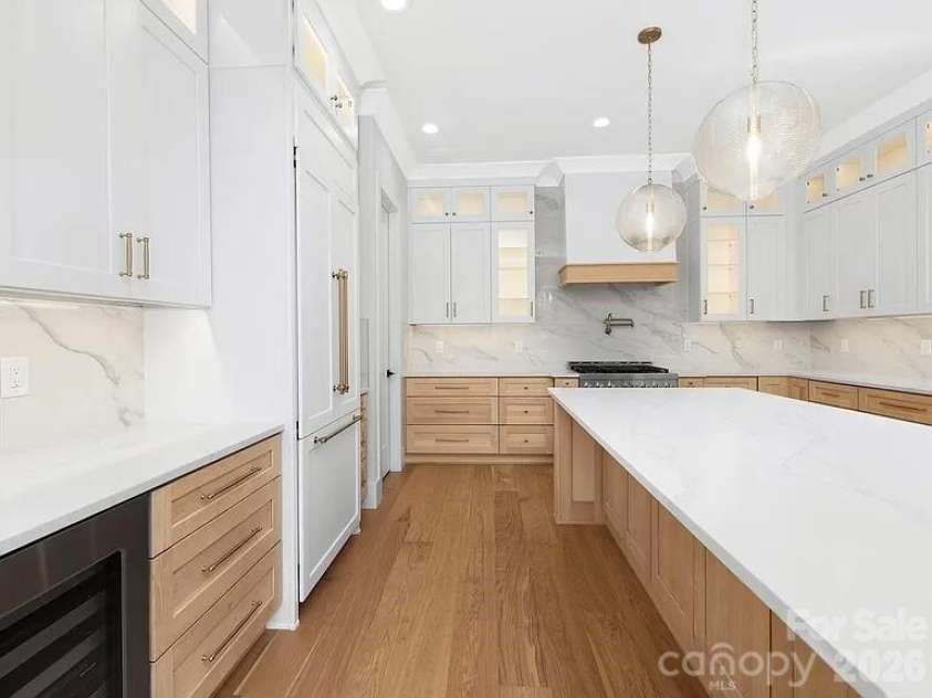 4339 Castlewood Road, Charlotte, NC 28209.  MLS# CAR4379189, YatesRealty ID 20584. 