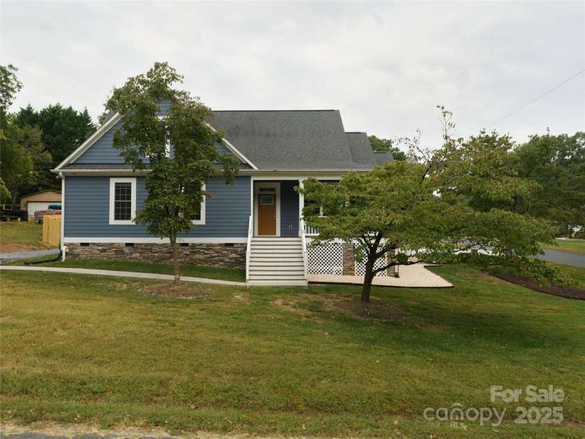 206 Montclair Drive, Locust, NC 28097.  MLS# CAR4305500, YatesRealty ID 20585. 