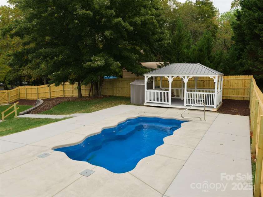 206 Montclair Drive, Locust, NC 28097.  MLS# CAR4305500, YatesRealty ID 20585. 