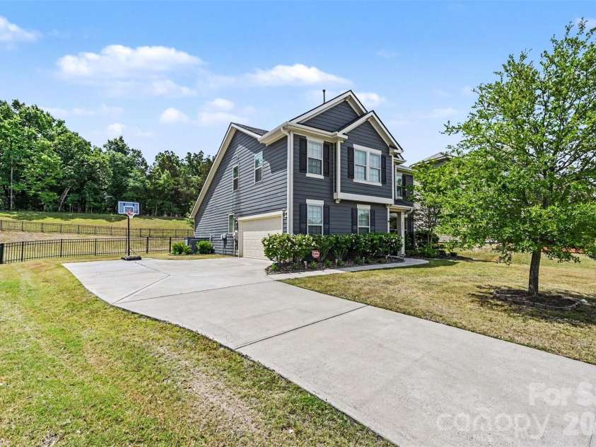 8296 Breton Way, Harrisburg, NC 28075.  MLS# CAR4379393, YatesRealty ID 20586. 
