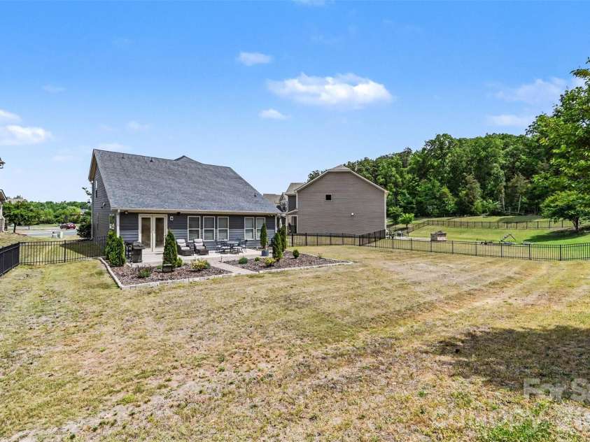8296 Breton Way, Harrisburg, NC 28075.  MLS# CAR4379393, YatesRealty ID 20586. 